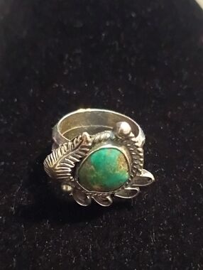Chunky Vintage Native American Turquoise And Sterling Silver Ring Santa Fe